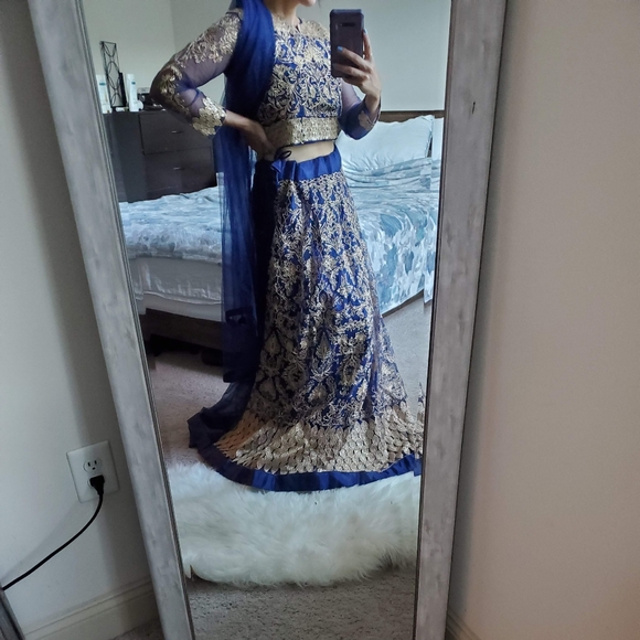 Indian Lehenga Blue Gold Size 4-6 - Picture 3 of 5